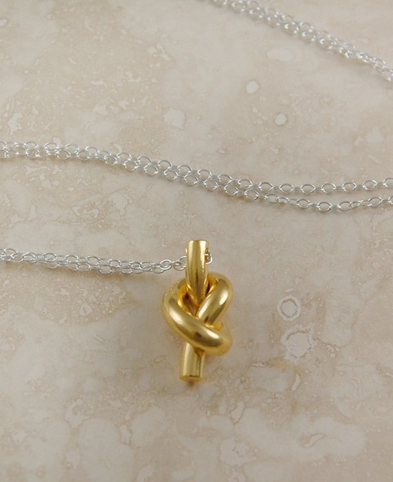 18ct Gold Nautical Knot Pendant Reppin & Jones Jewellers